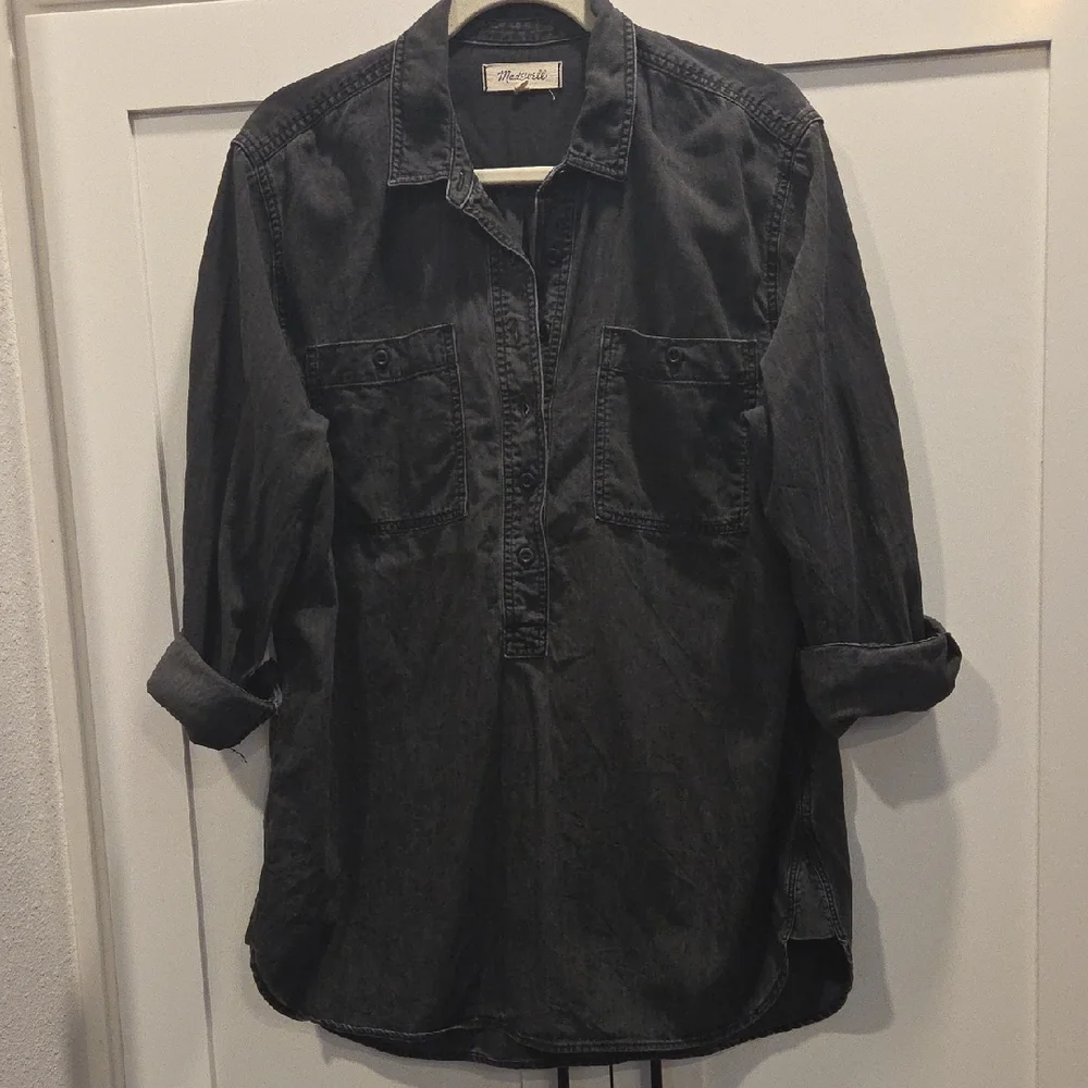 Madewell Charcoal Popover Button-Up Shirt - Picture 1 of 9